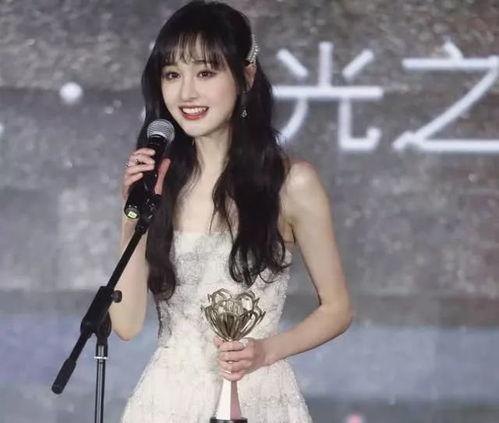 郑爽综艺节目最新爆料,揭秘娱乐圈背后的惊人真相 第3张 郑爽综艺节目最新爆料,揭秘娱乐圈背后的惊人真相 第3张